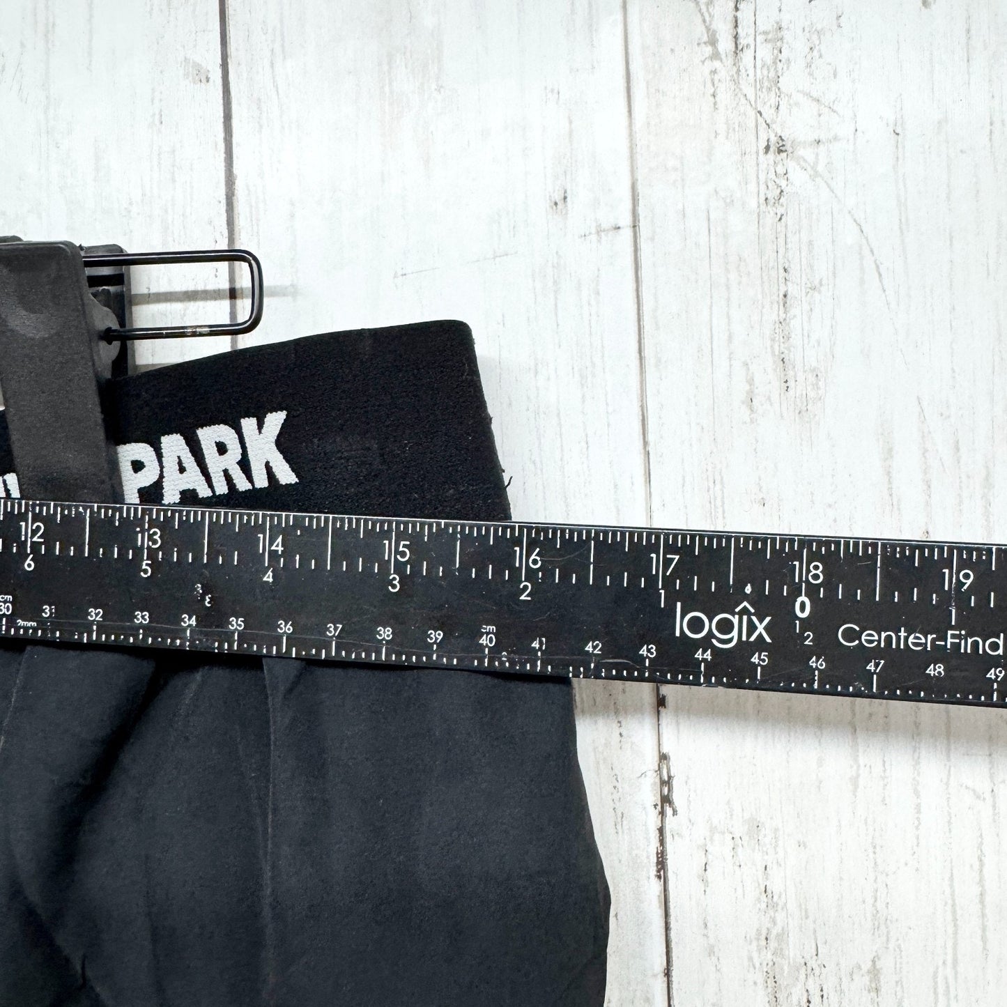 Ivy Park Short Women Size Large Black Athletic Elastic Waist Logo Shorts Casual