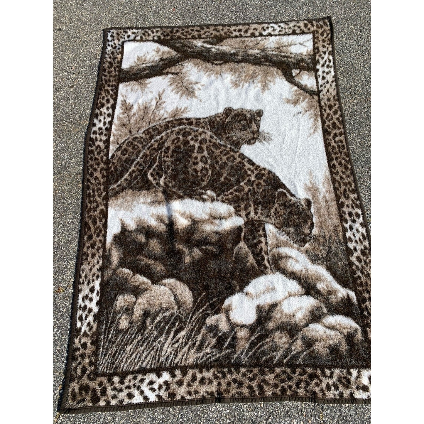 Vintage Biederlack Fleece Blanket Cheetah Tiger Reversable 80 x 54 Made in USA