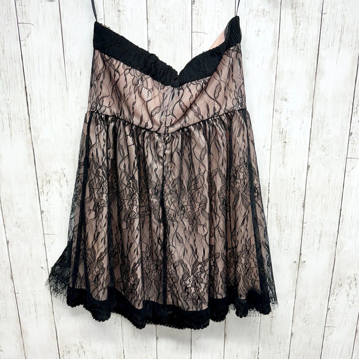 TINSLEPEARL Dress Women Size 4 Strapless Laced Black Trimmed Mini Evening Dress