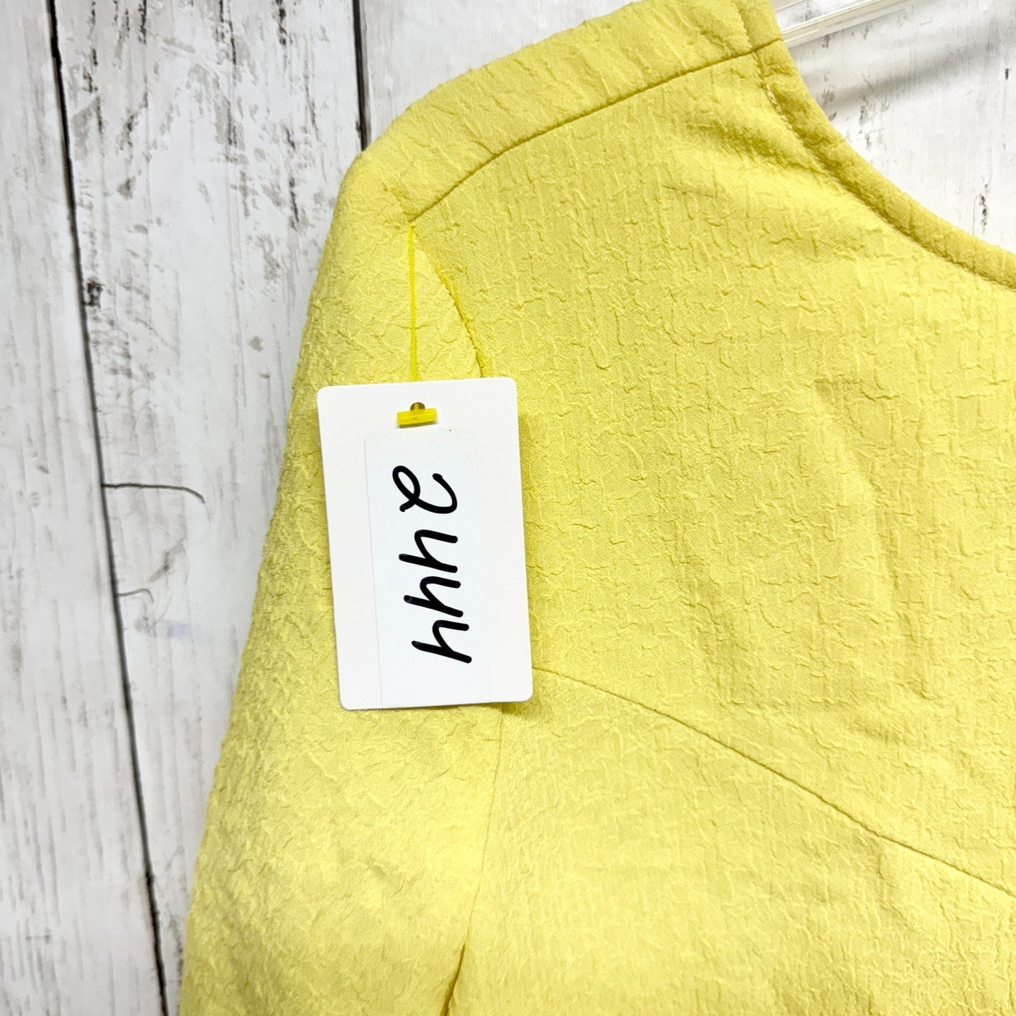Frnch Dress Women Size M/L Yellow Crepe Round Neck Short Sleeve Shift Mini Sun