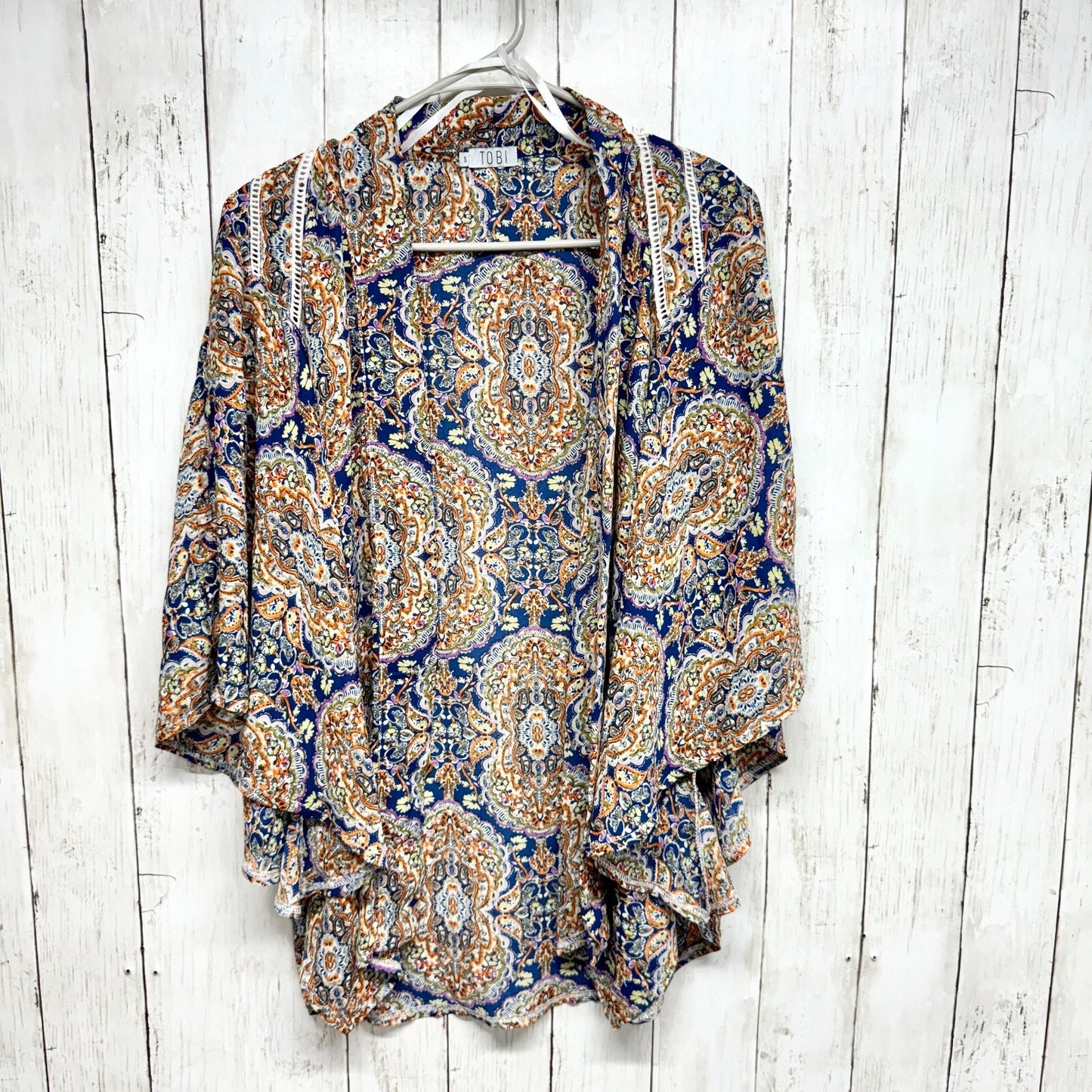 Tobi Women Size Small Boho Fairy Beach Top Paisley Print Kimono Lace Bell Sleeve