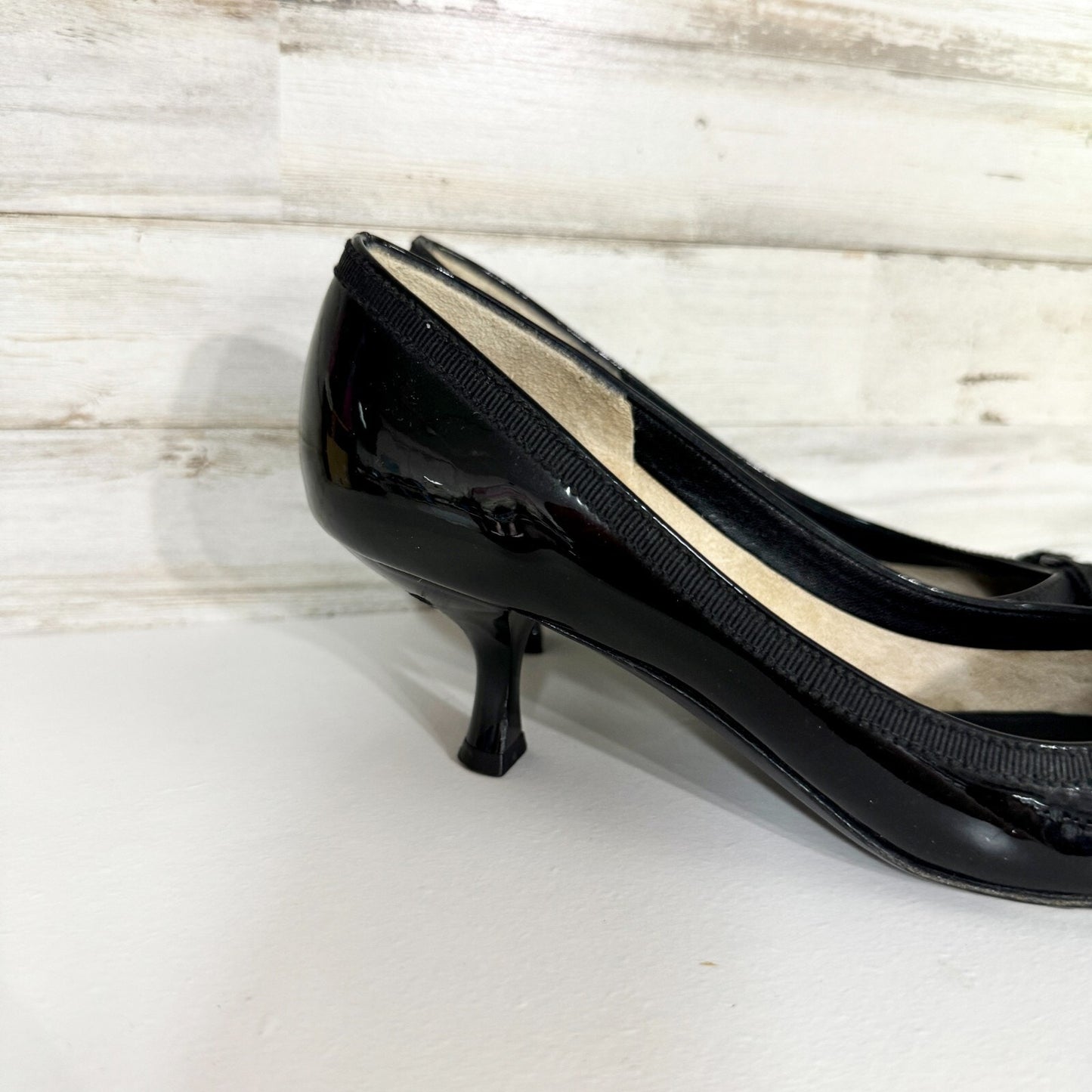 Salvatore Ferragamo Heels Women Size 6.5 Grace Black Nero Calf 2 1/2" Bow Stitch