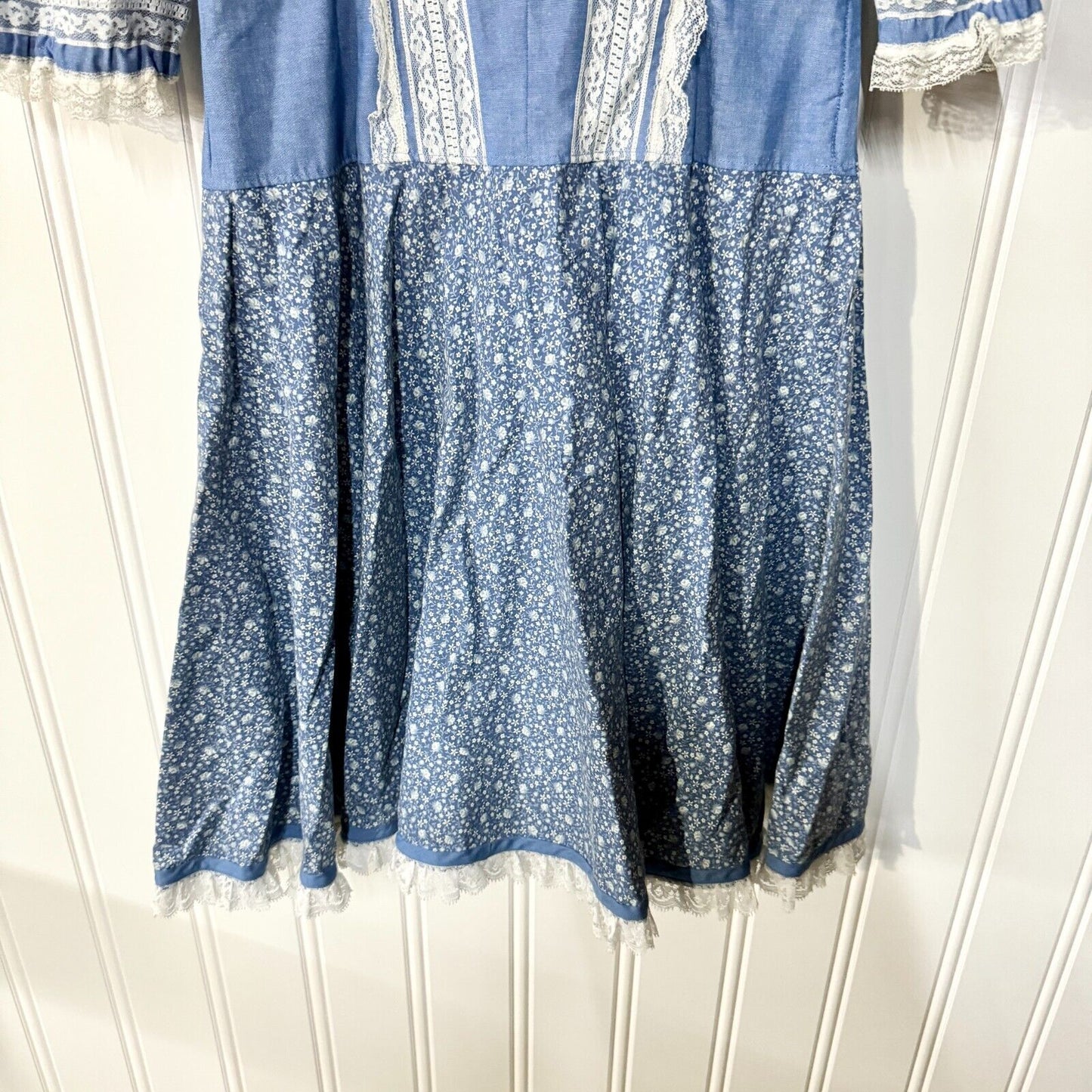 Handmade 70s Vintage Blue & White Lace Collared Neck Long Peplum Mini Dress