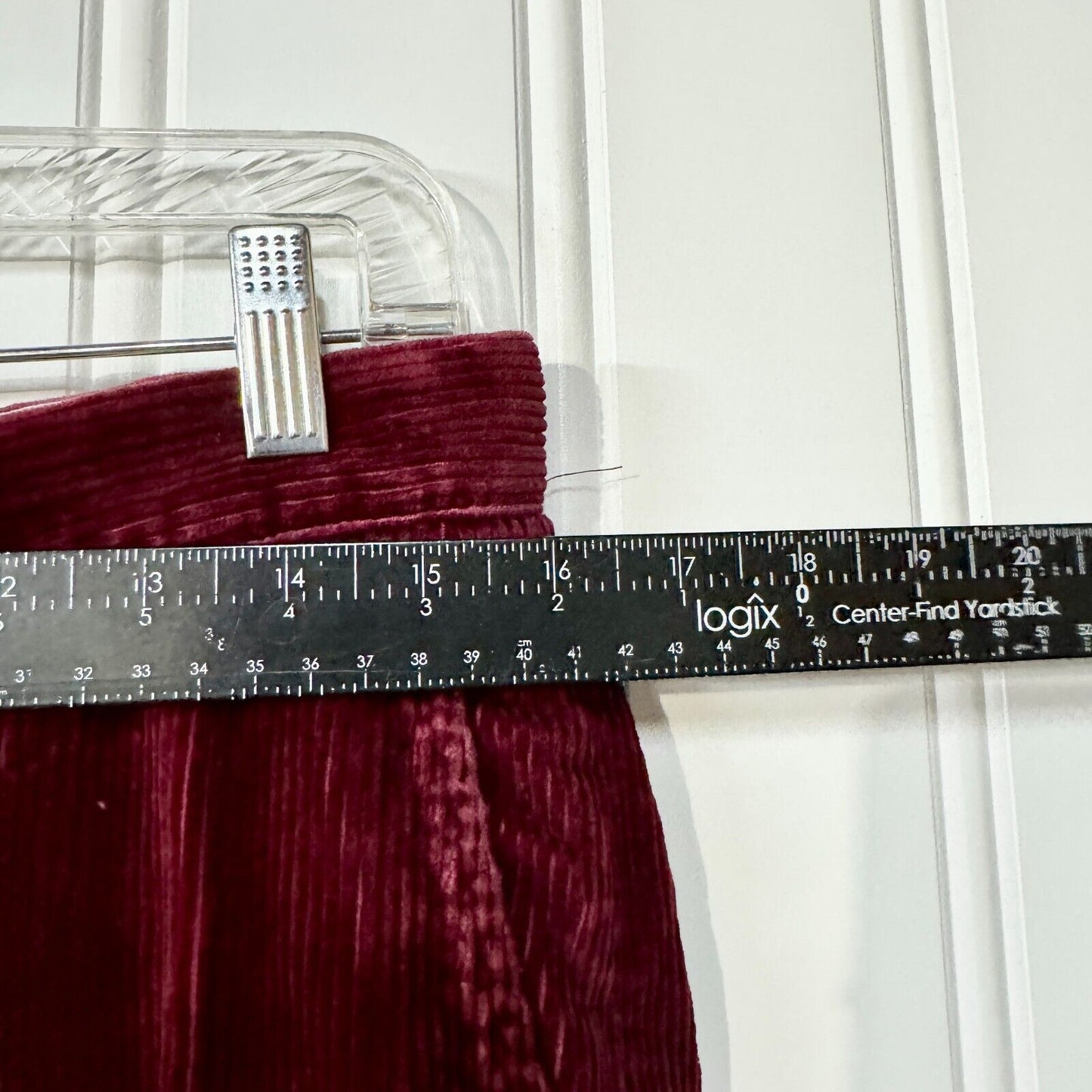 VINEYARD VINES Pants Mens Size 33X29 Wine Red Corduroy Mid Rise Straight Leg