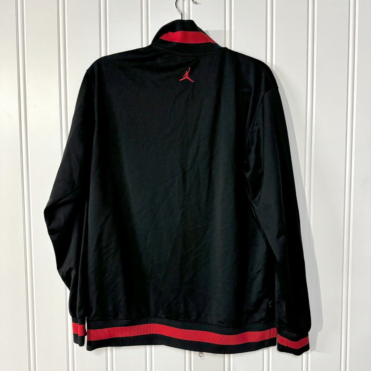 NIKE JORDAN Jacket Men's Size M Dri Fit Zip Up Black & Red Athletic Long Sleeve