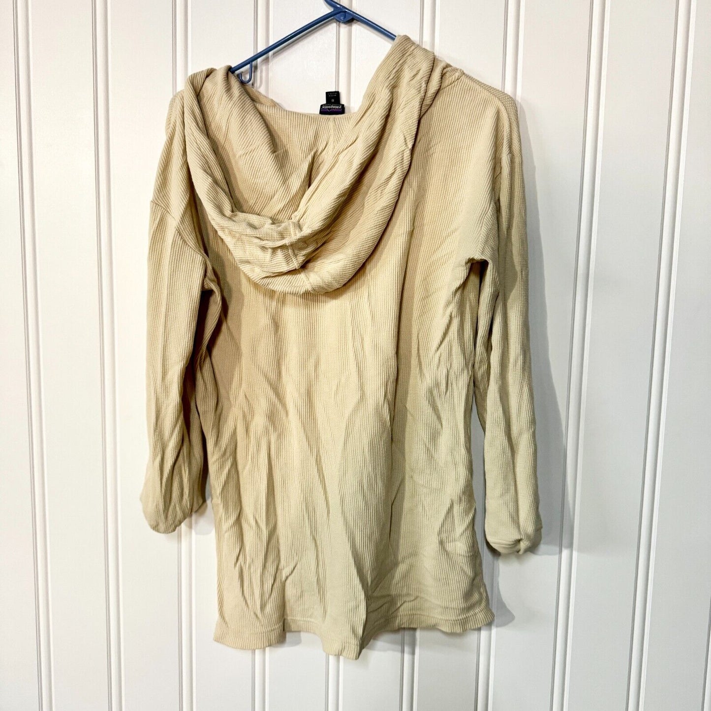 PATAGONIA Shirt Mens Size M Tan Knit Long Sleeve Hooded Henley Organic Cotton