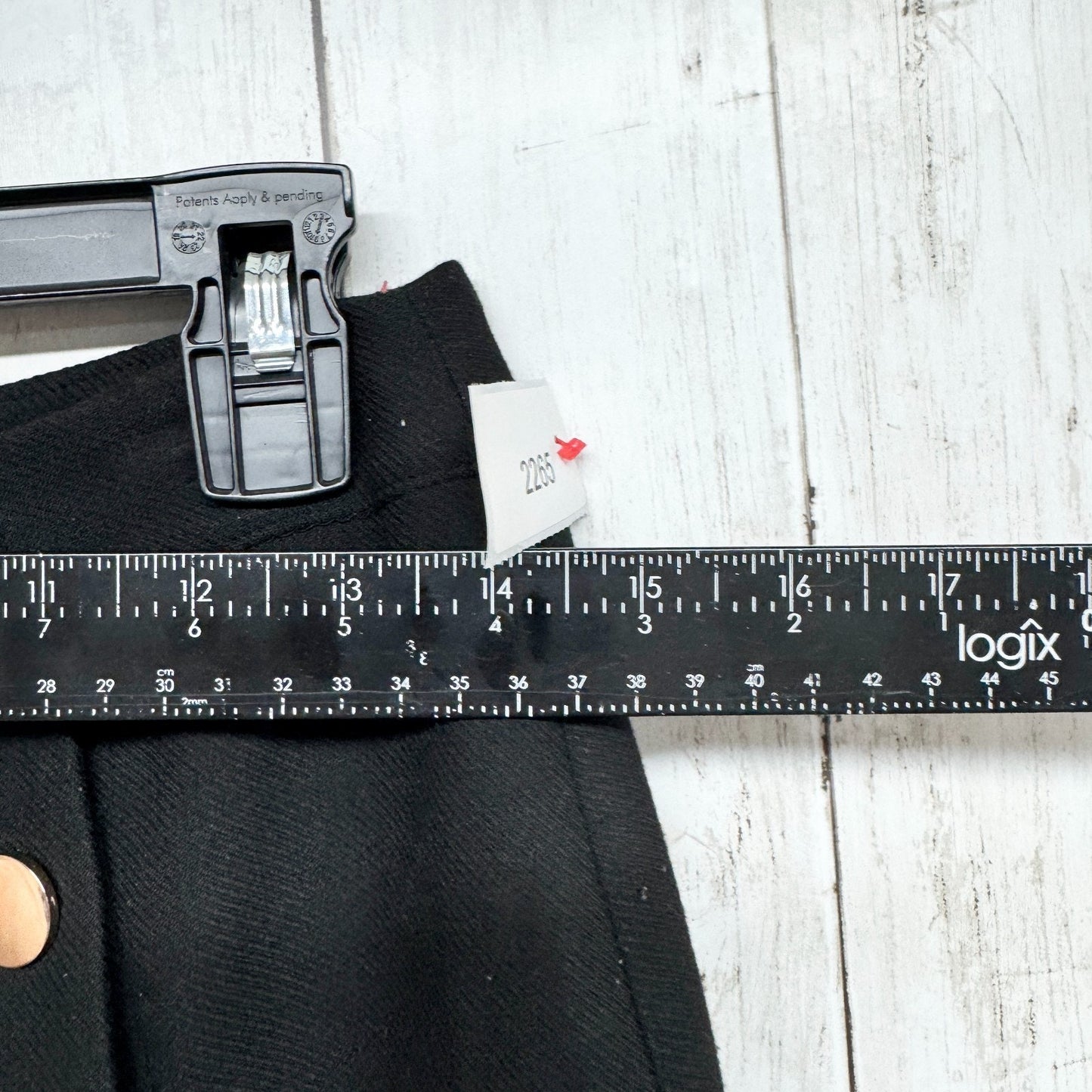 H&M Skirt Women Size 6 Black Gold Button Pleat Front Midi Zip Button Back Preppy