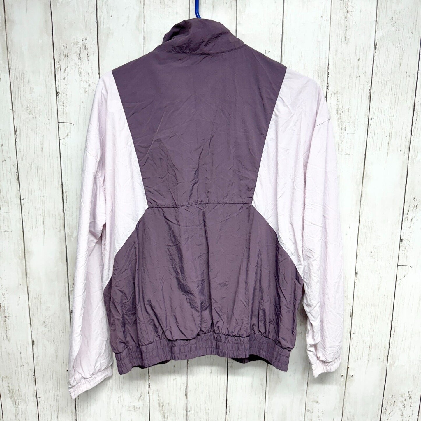REEBOK Jacket Women Size M Purple Zip Up Windbreaker Hooded Outdoor Rain Jacket