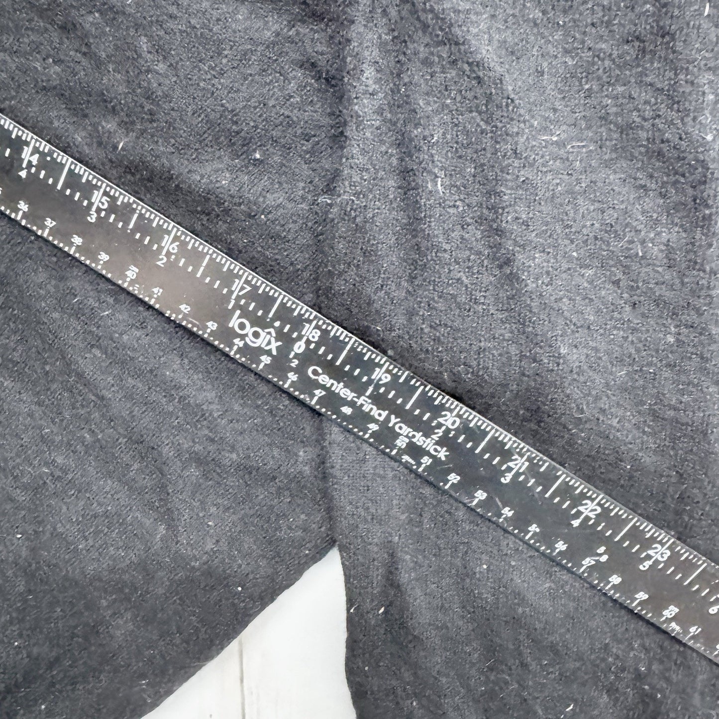 Daniel Hechter Sweater Men Sz XL Black V-Neck Long Sleeve Extra Fine Merino Wool