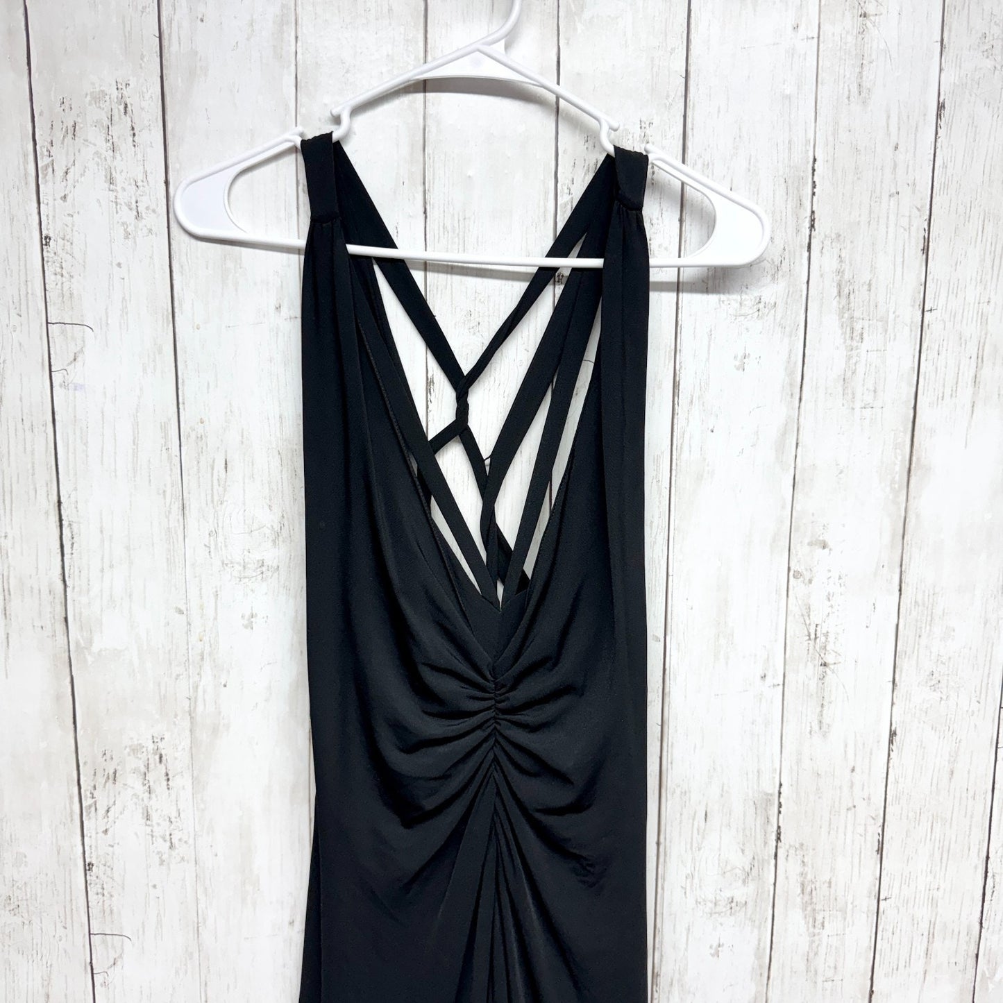 BCBGMaxazria Dress Women Size Medium Black Sleeveless Cowl Neck Halter Gown