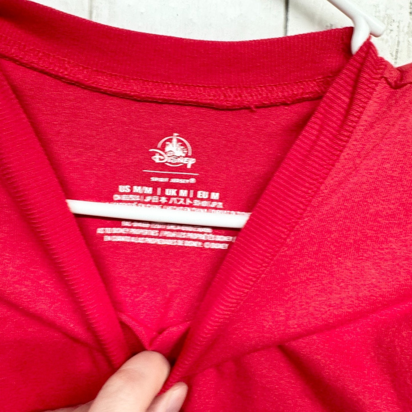 Disney Sweater Unisex Sz Medium Holiday Graphic Crewneck Long Sleeve Sweatshirt