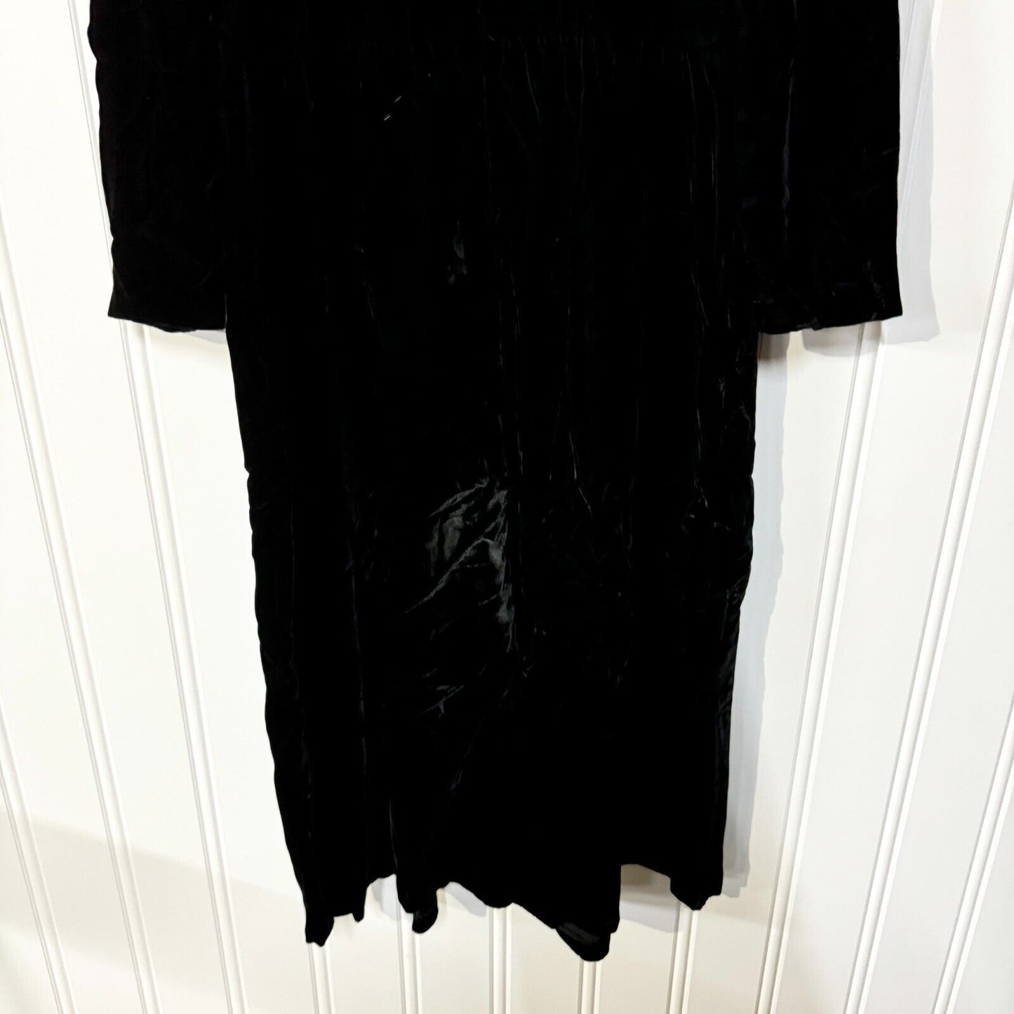 70s Vintage LANG Dress Women Size 14 Black Velvet Maxi Lace Collar Long Sleeve