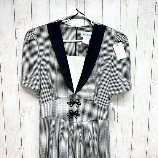 New Vintage Miss Dorby Dress Women 14 Petites Gingham V-Neck Short Sleeve Midi