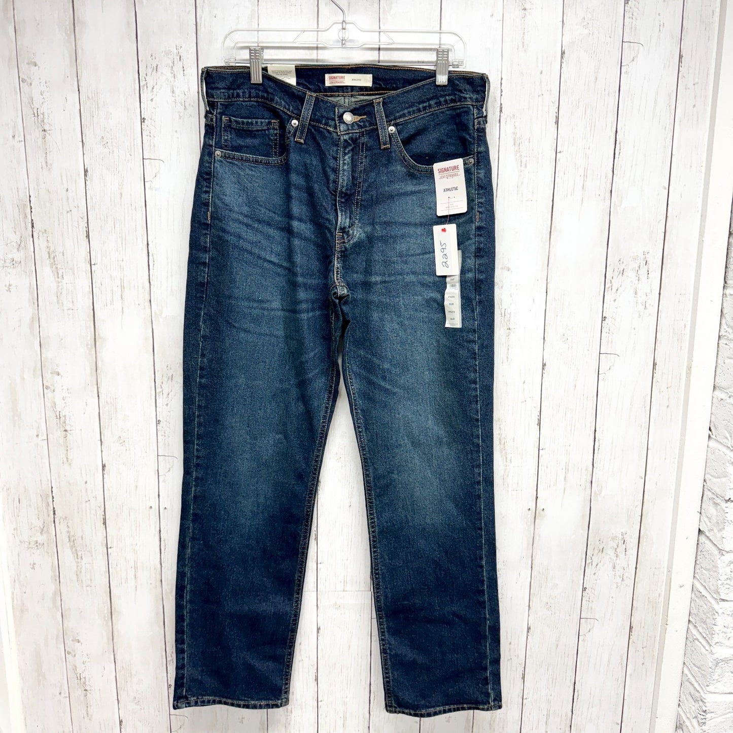 NWT Levi Strauss Jeans Men Size 32 X 30 Athletic Fit Straight Dark Cotton Denim