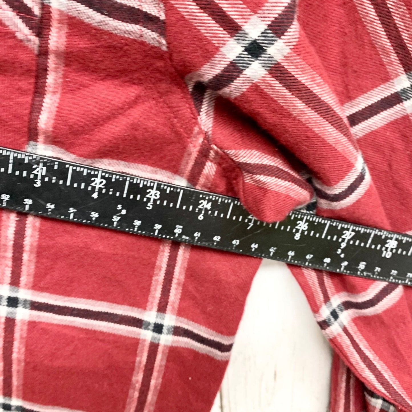 Wrangler Shirt Mens Size Large Button Down Collared Front Pockets Plaid Red