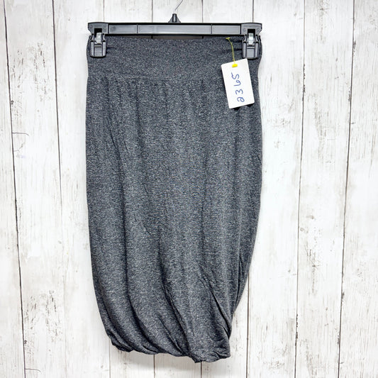 Lululemon Skirt Women Size 6 Heather Gray Boulevard Bliss Midi Casual Athletic