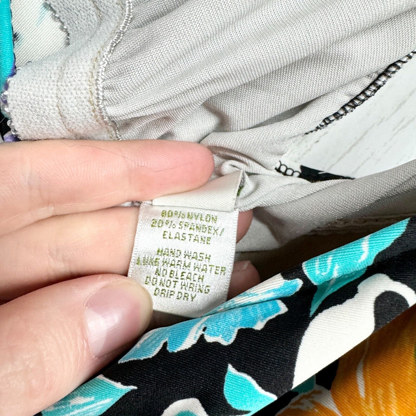 ORVIS Swim Top Women Size 12 Floral Sleeveless Beach Summer Neon Blue Tankini