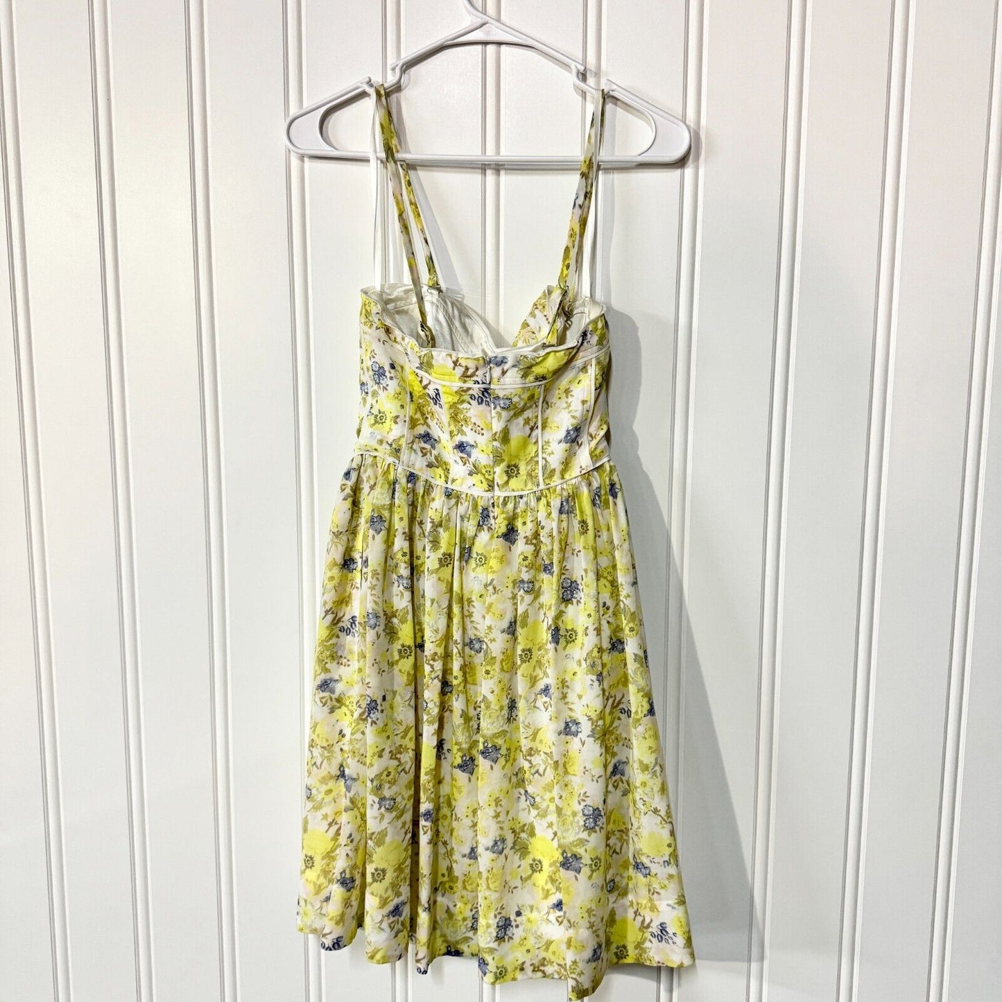 GIANNI BINI Dress Women Size 0 Mini Sleeveless Floral Yellow Summer Polyester
