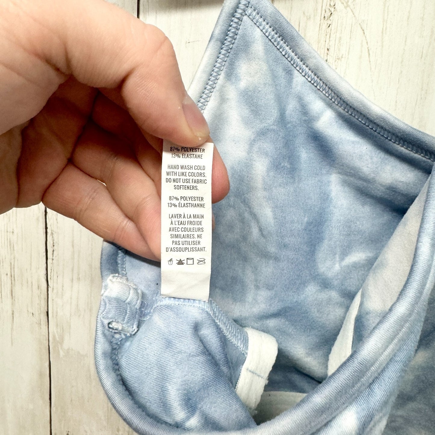 AERIE Sports Bra Women Size Large Hugger Blue Tie Dye Racerback Athletic Crop