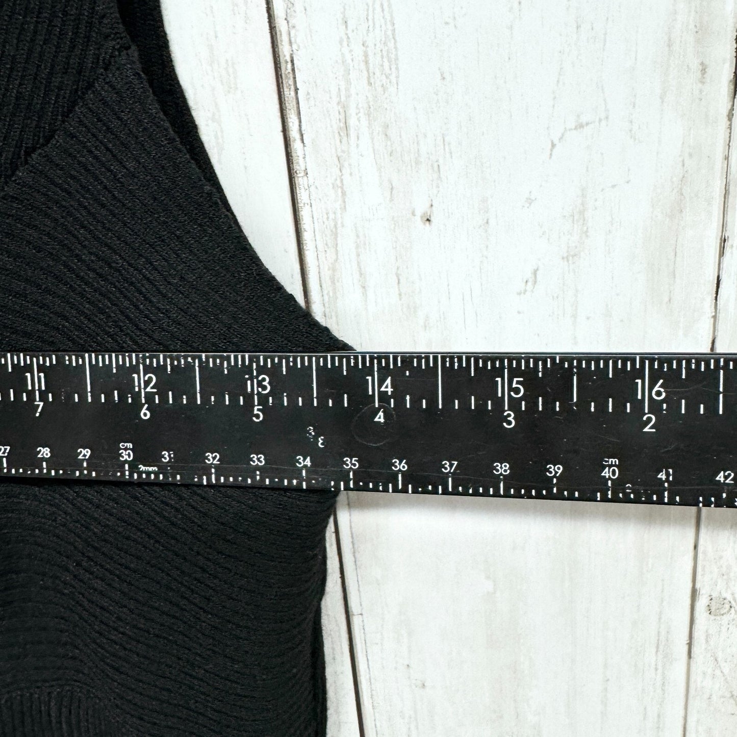 Heartloom Dress Women Size Medium Black Ribbed Vneck Knot Front Sleeveless Midi