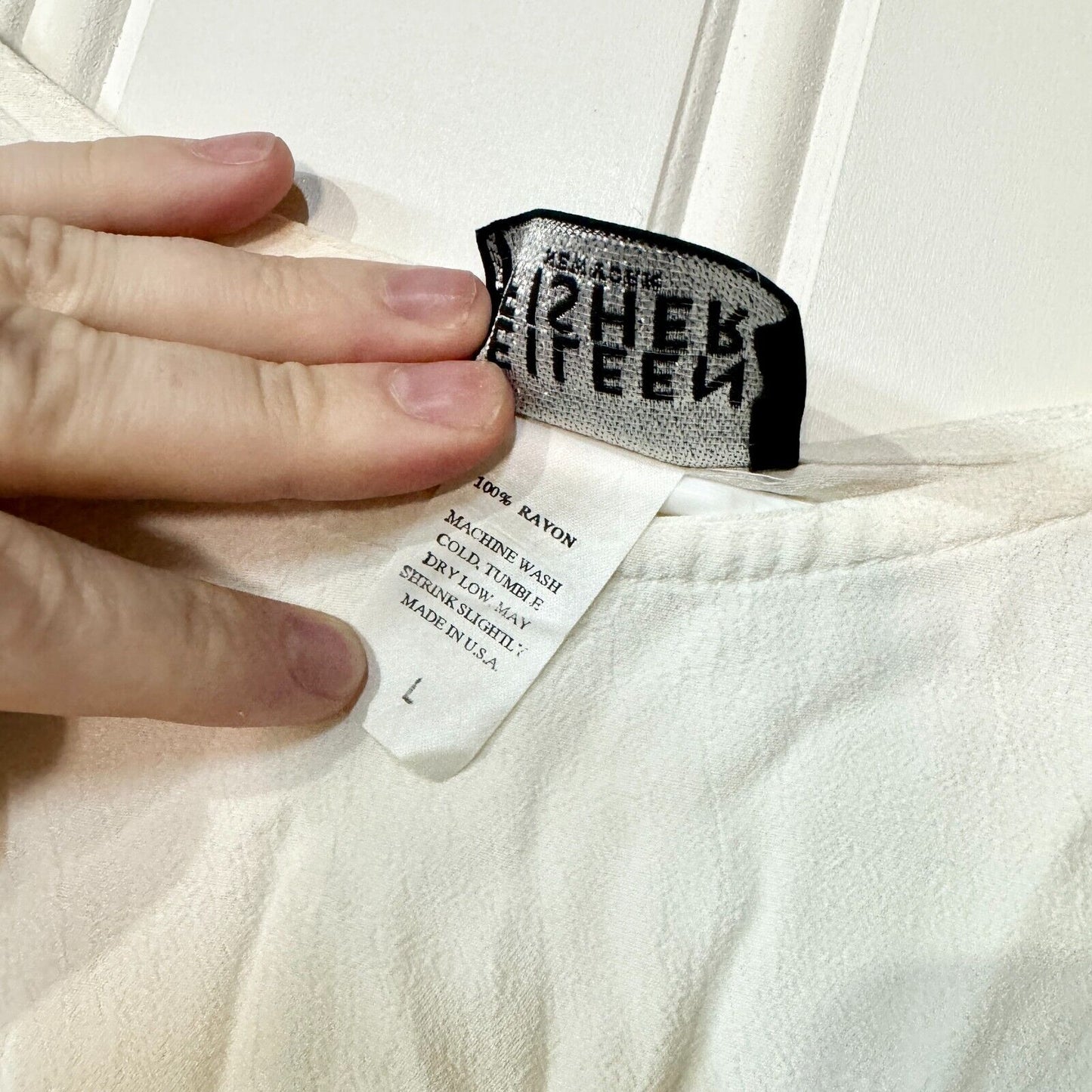 Vintage 2000 Eileen Fisher Round Neck Long Sleeve Rayon Blouse White Large