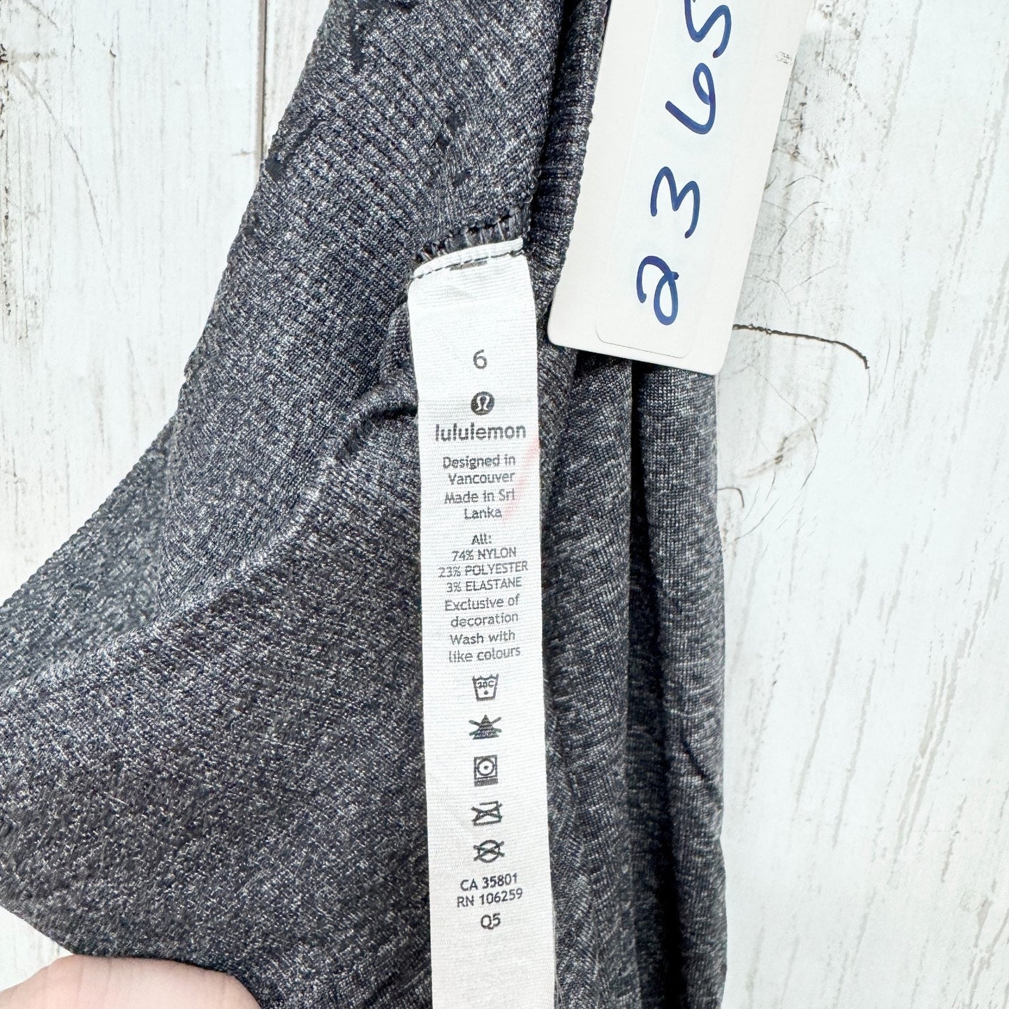 Lululemon Skirt Women Size 6 Heather Gray Boulevard Bliss Midi Casual Athletic