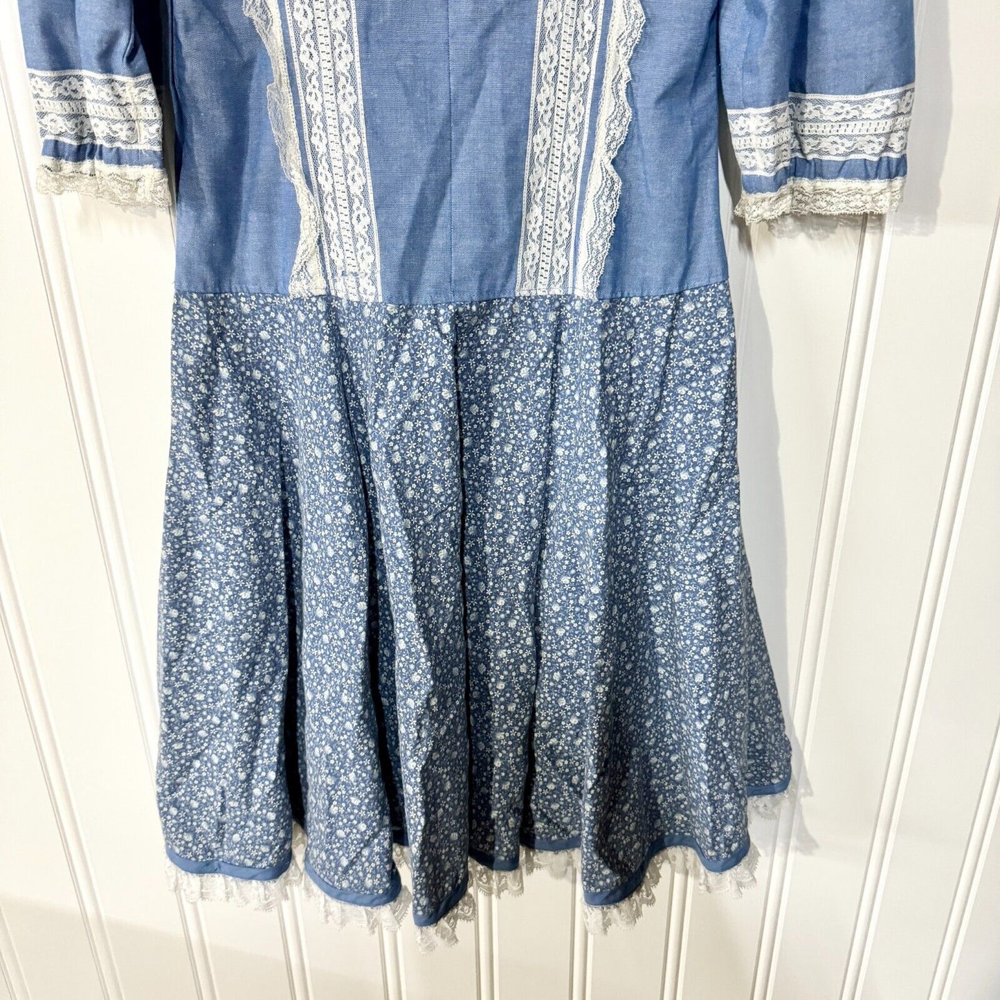 Handmade 70s Vintage Blue & White Lace Collared Neck Long Peplum Mini Dress