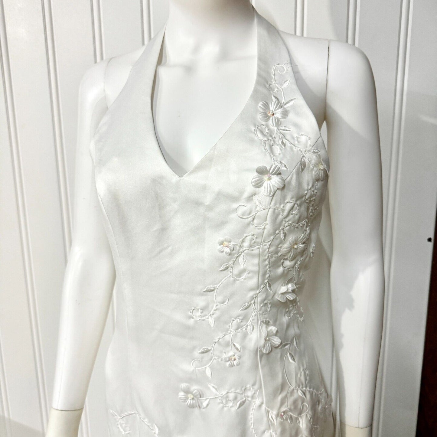 Cinderella Wedding Dress Halter Neck Pleated Floral Open Back White Size M