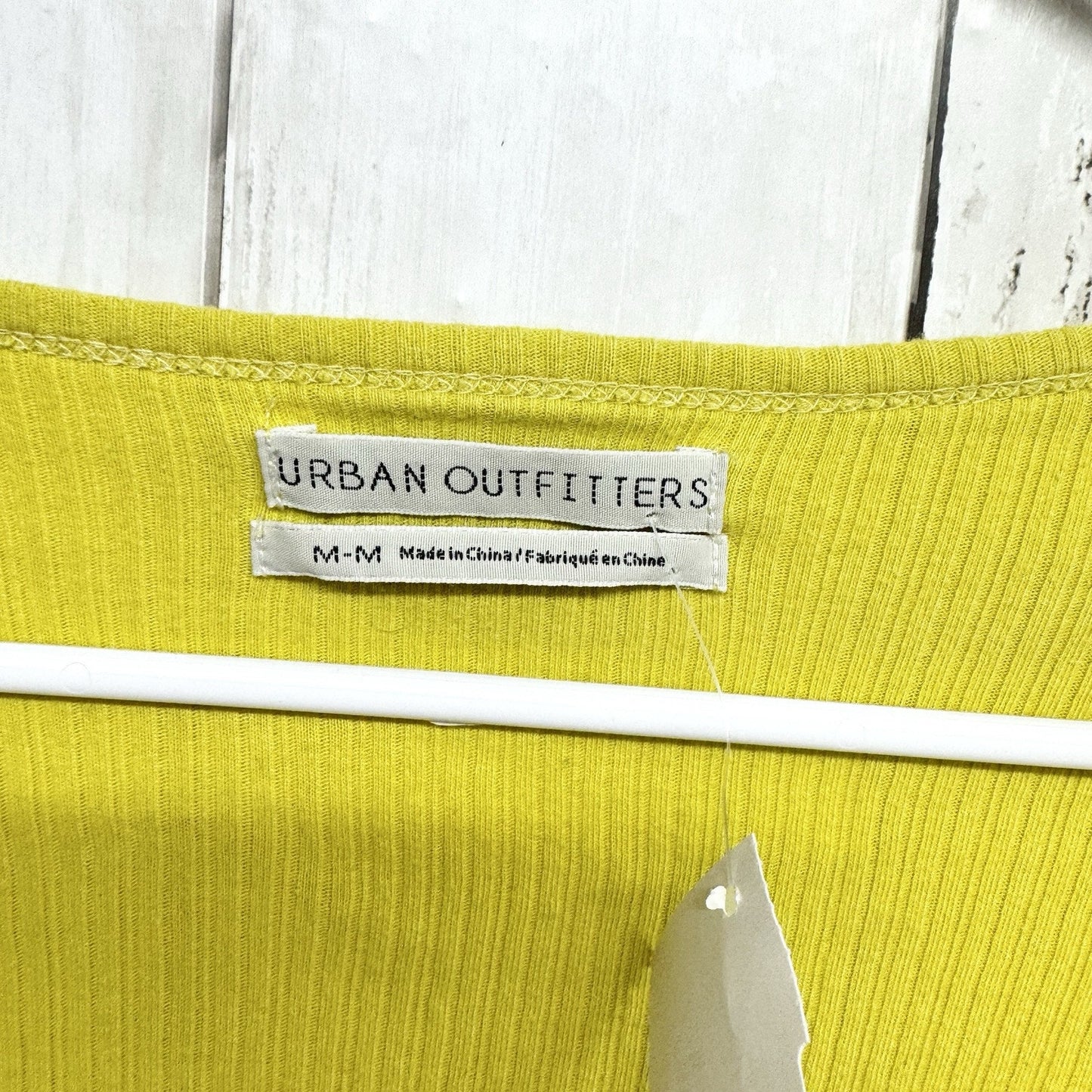Urban Outfitters Top Women Size M Yellow Long Sleeve Cropped Summer Slim Fit