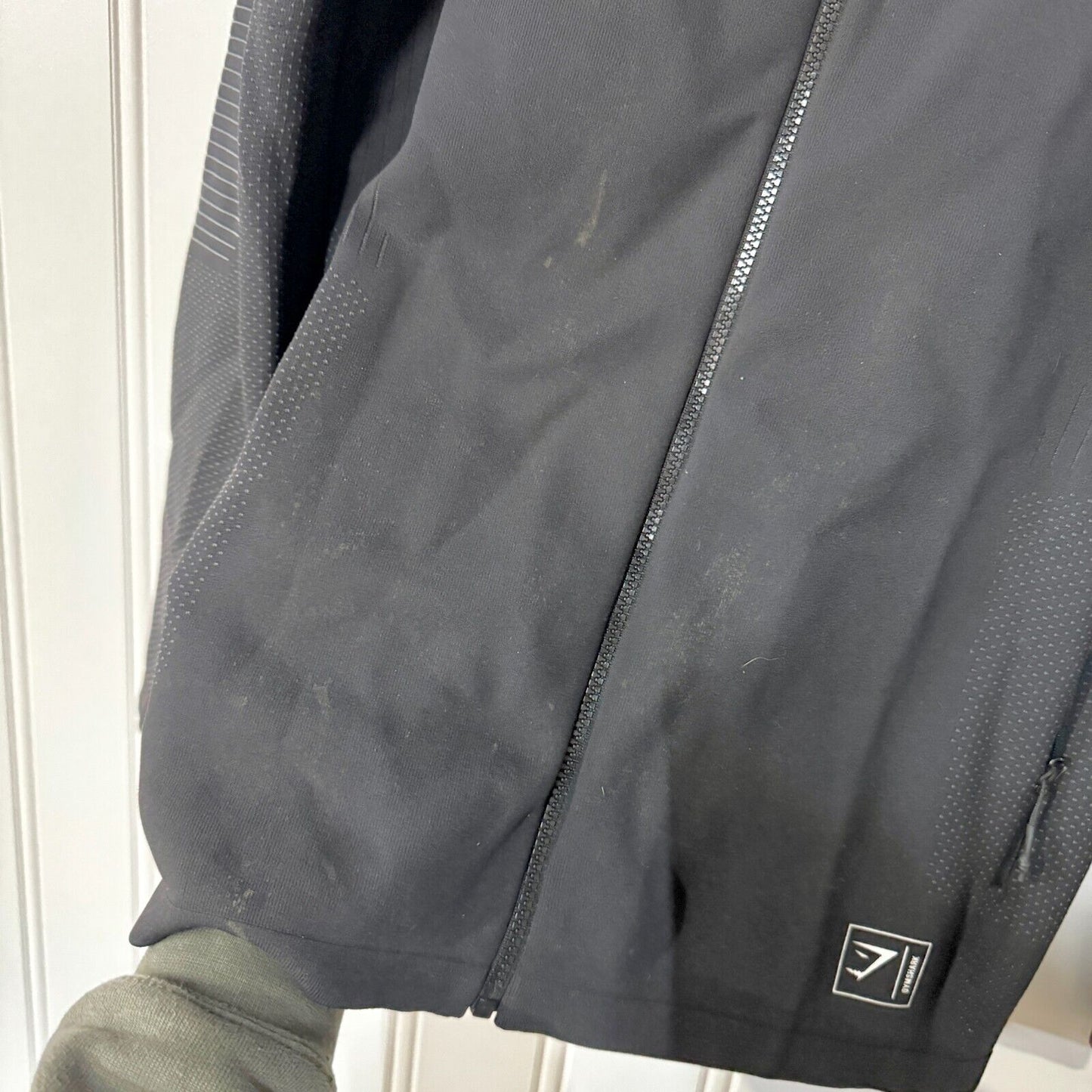 GYMSHARK Jacket Mens Size Medium Zip Up Collared Insulated Gym Workout Black