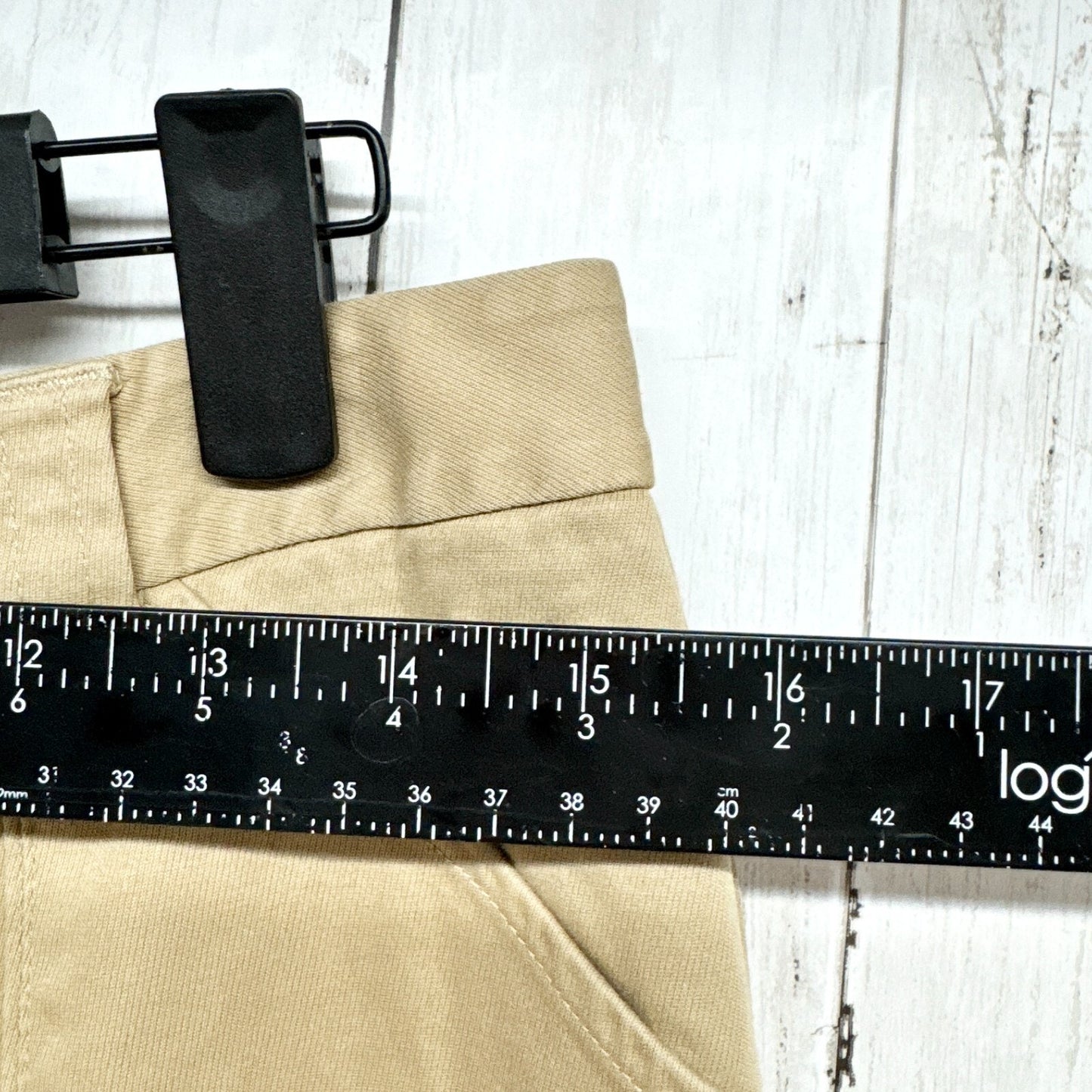 Liz Claiborne LizSport Pants Women Sz 10 Audra Tan Cotton Crop Straight Zip Fly