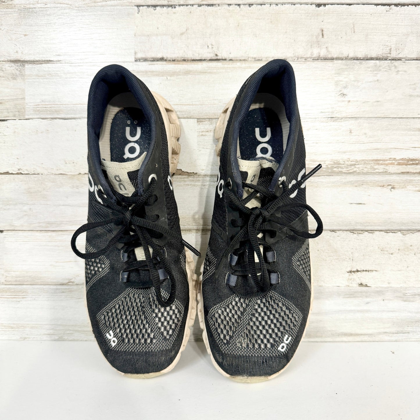 ON CLOUD Women’s Cloudtec Helion Black Lace Up Running Shoes Size 8