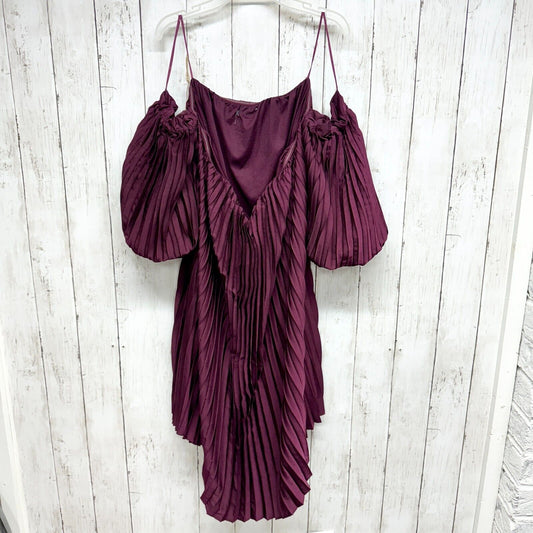 EXPRESS Dress Women Size Medium Mini Strapless Puff Sleeve Pleated Ruffled Plum