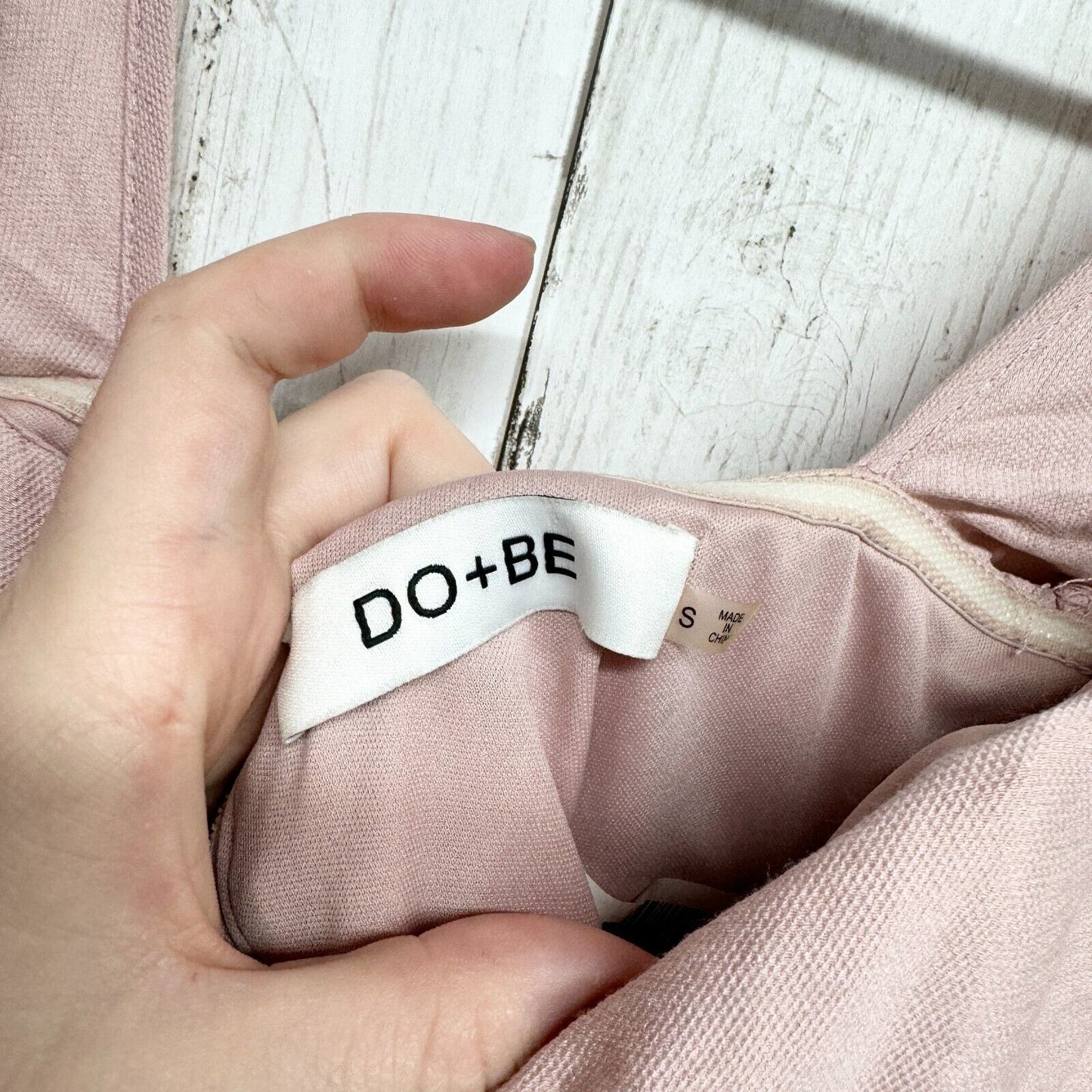 DO + BE Blouse Women Size Small Pink Off Shoulder Balloon Sleeve Sweetheart Top