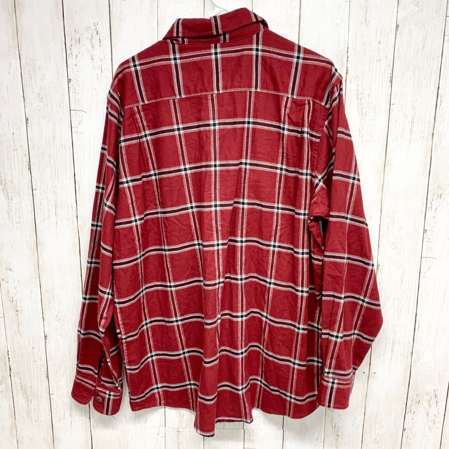Wrangler Shirt Mens Size Large Button Down Collared Front Pockets Plaid Red
