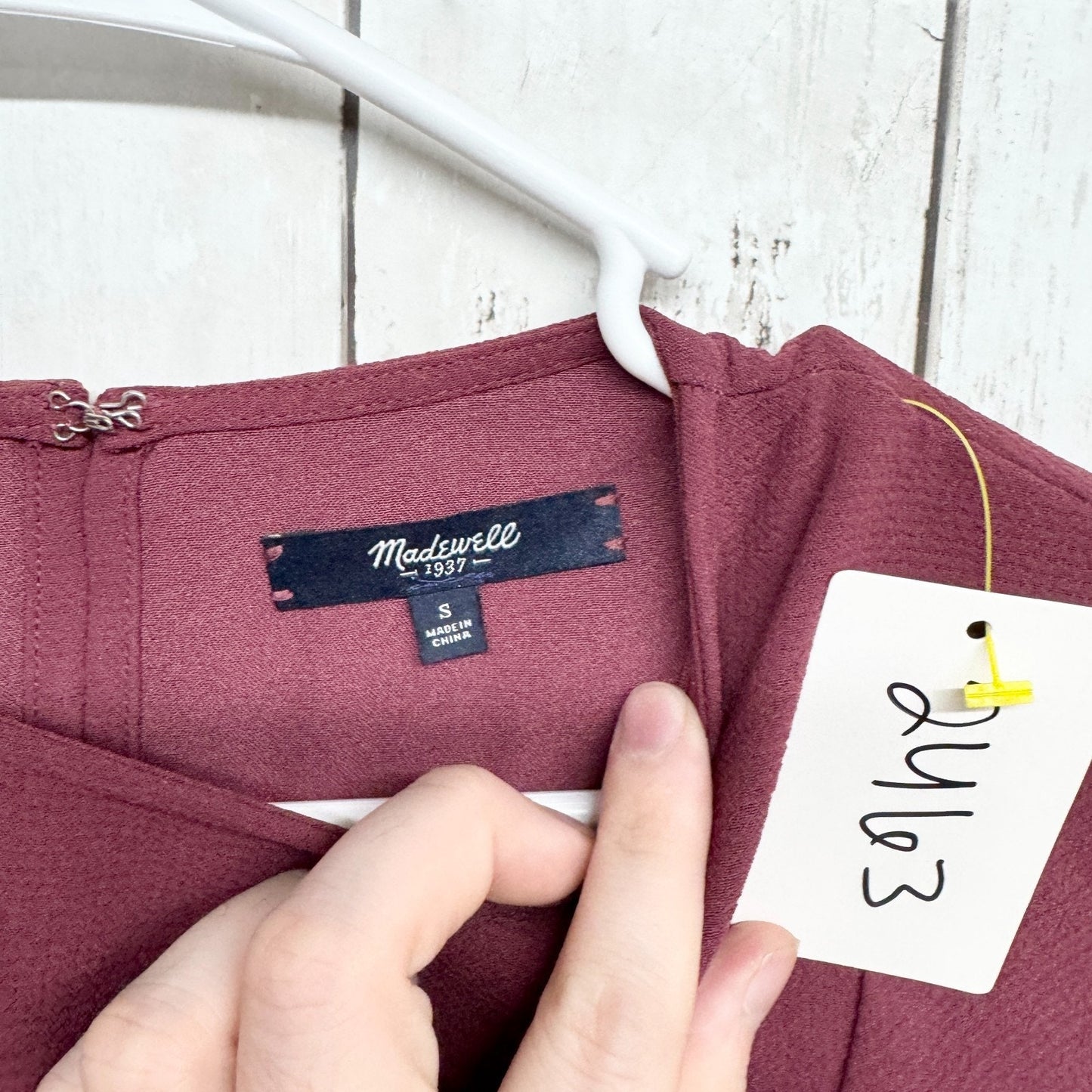 Madewell Shirt Women Size Small Burgundy Round Neck Short Sleeve Blouse Business