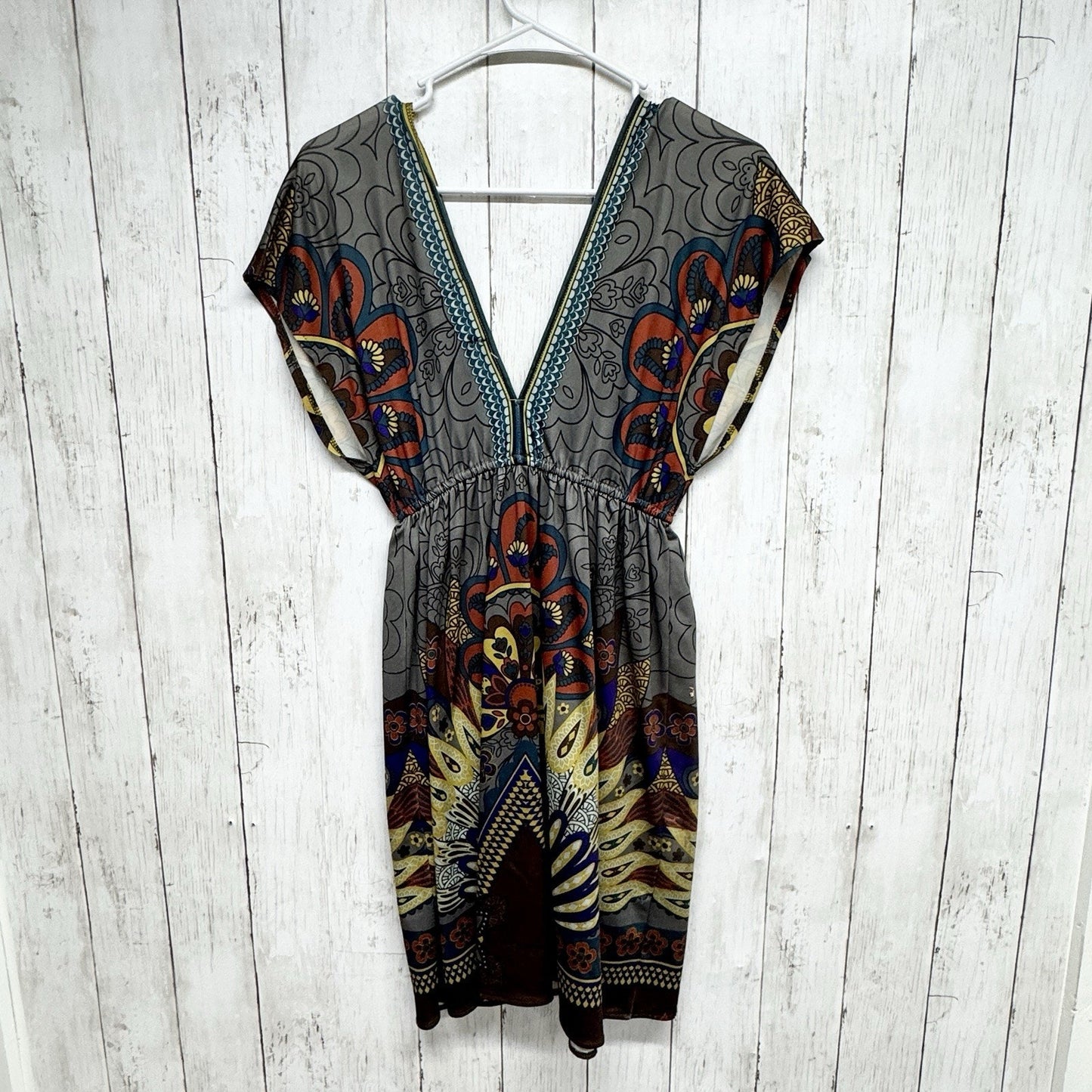 Flying Tomato Dress Women Size Small Multi Pattern V-Neck Cape Short Sleeve Mini