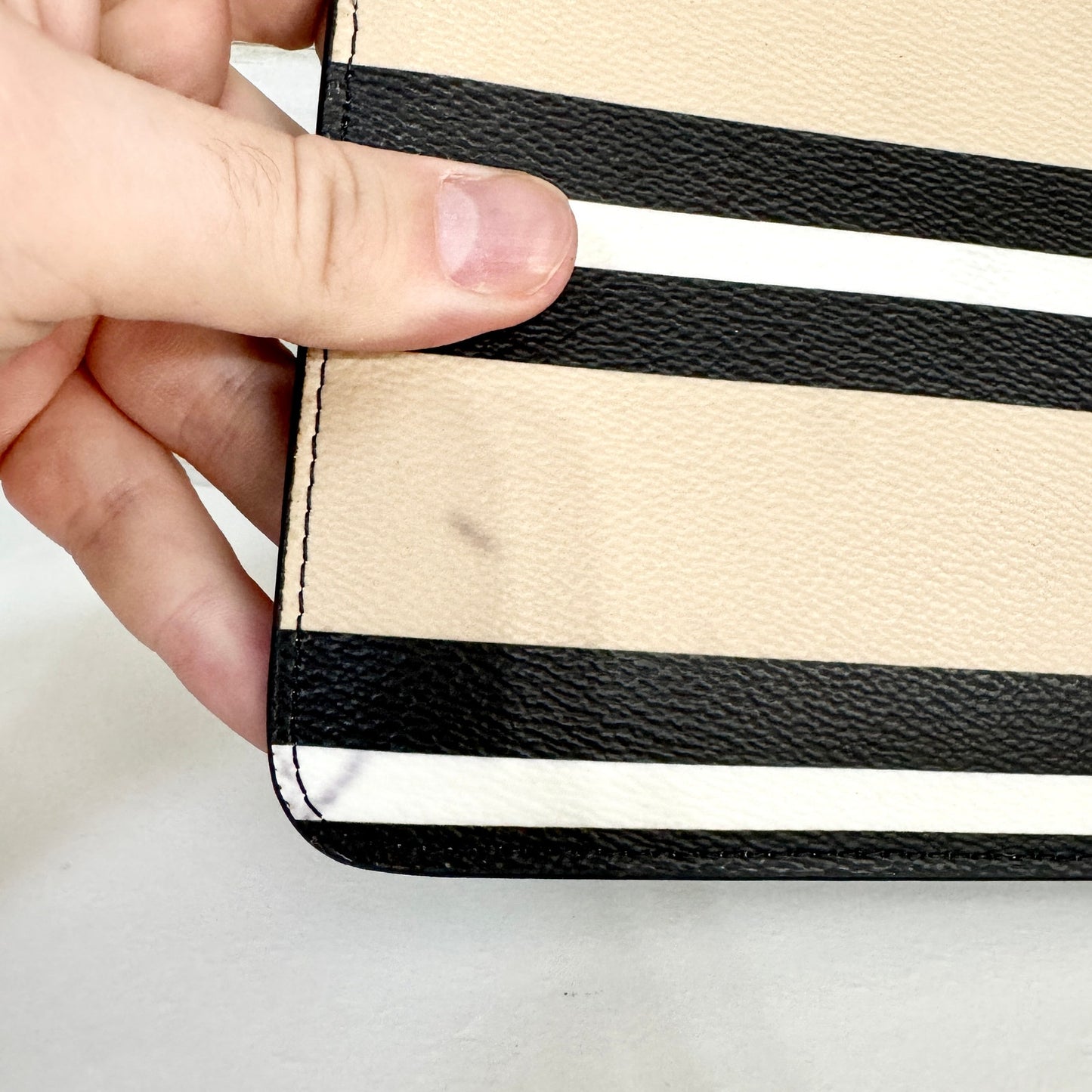 Kate Spade Shore Street Ottoman Stripe Tinie Wristlet Clutch Wallet