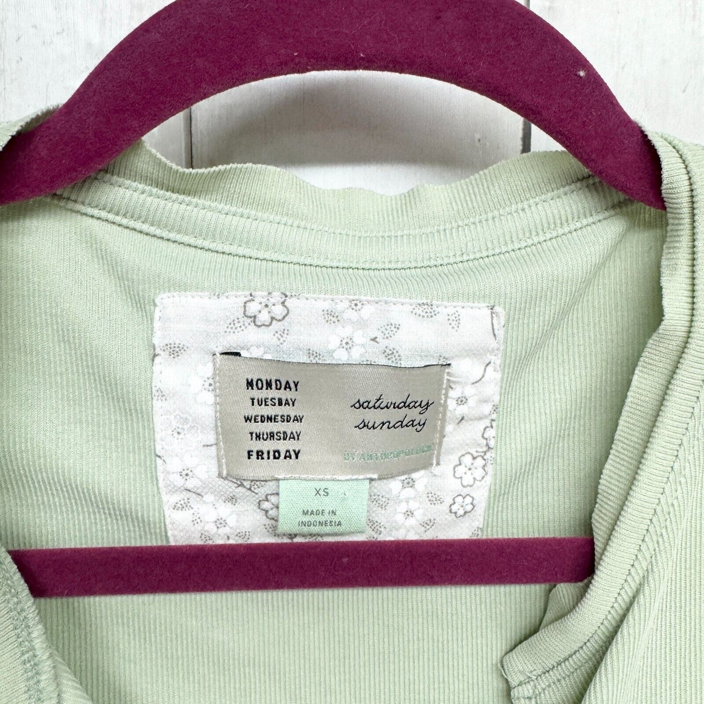 ANTHROPOLOGIE SATURDAY/SUNDAY WOMEN'S XS SAGE SHORT SLEEVE AMY SURPLICE TOP