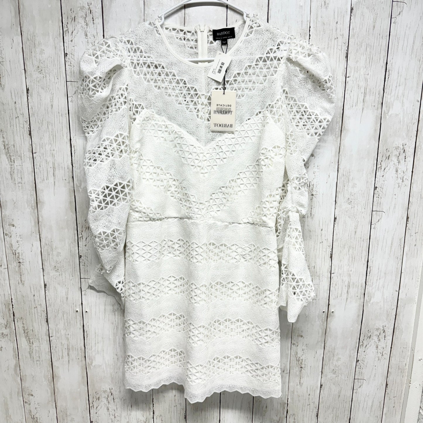 BARDOT Dress Women Size 12/XL White Puff Sleeve Lana Lace Mini Layered Ruffled