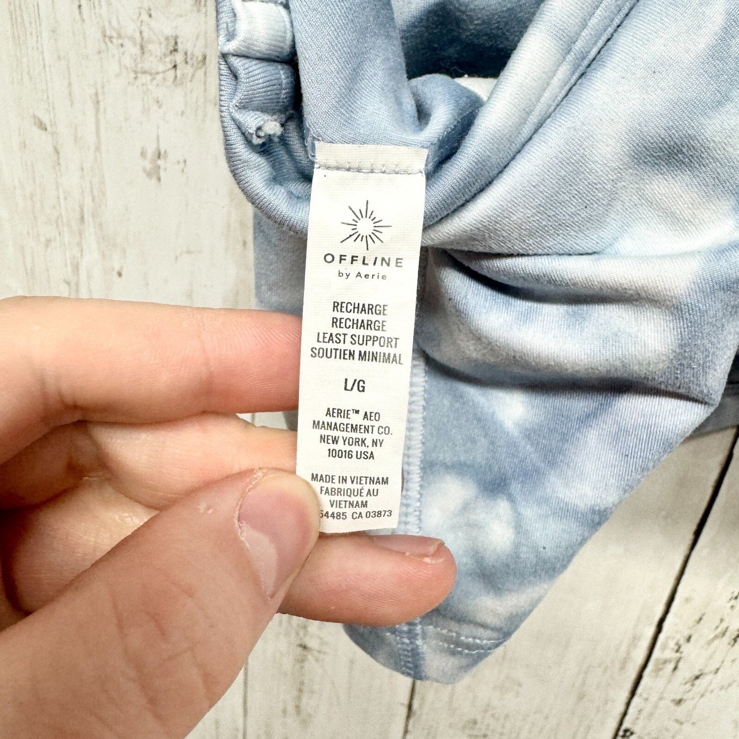 AERIE Sports Bra Women Size Large Hugger Blue Tie Dye Racerback Athletic Crop