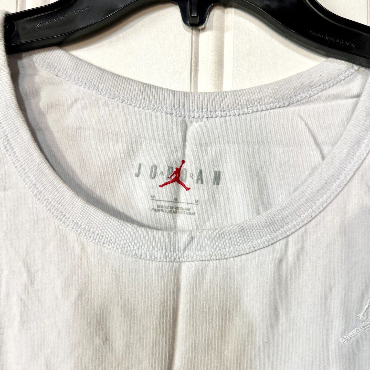 Air Jordan Light Purple Graphic Slim Fit Athletic Shirt Size Medium