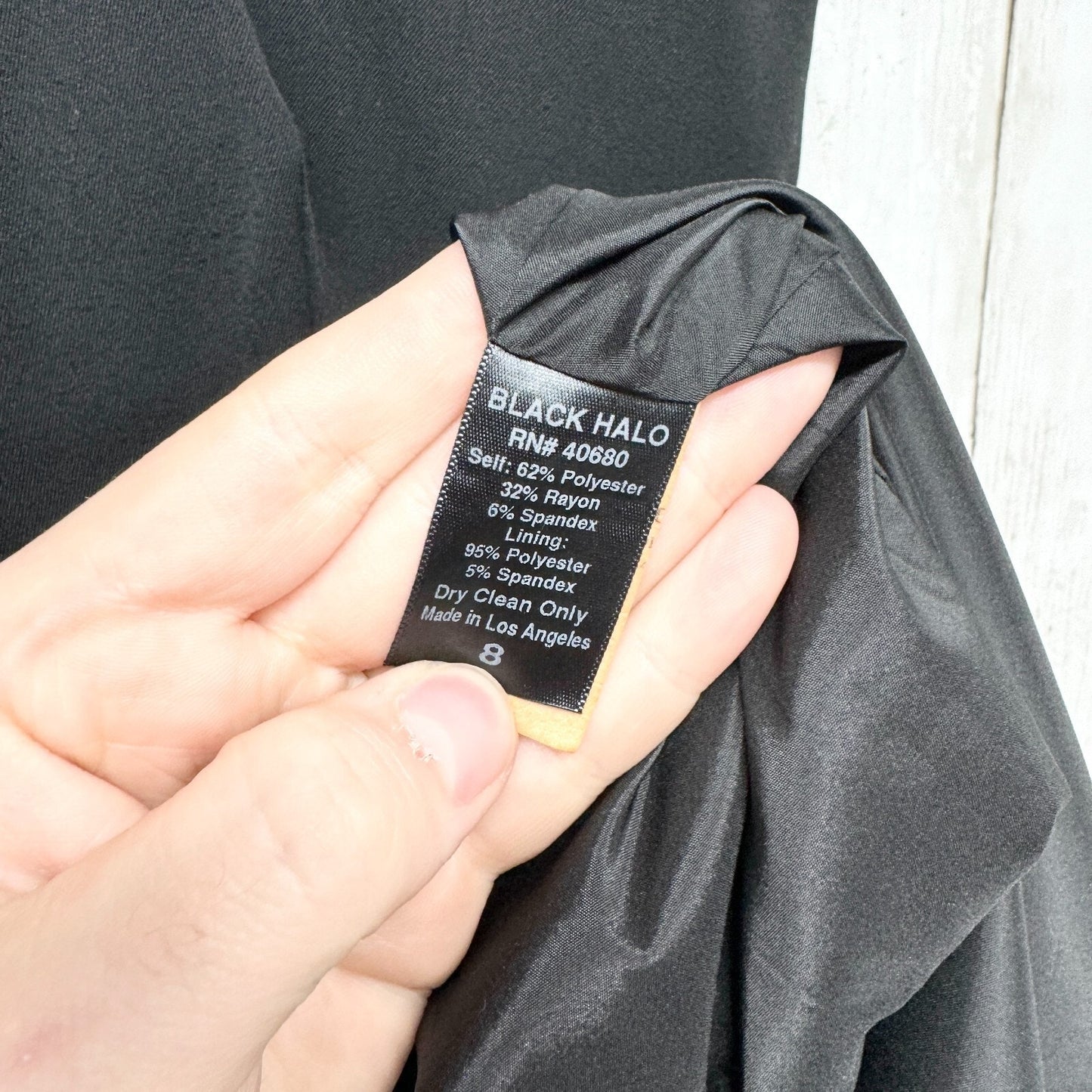 Black Halo Dress Women Size 8 Black Sleeveless Side Neckline Mini Pleated