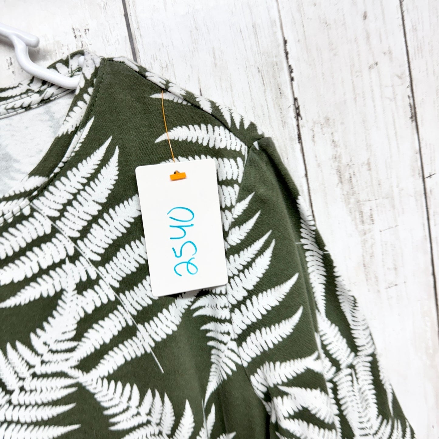 Kim Rogers Blouse Women Size Small Palm Print Round Neck Short Sleeve Tee Shirt