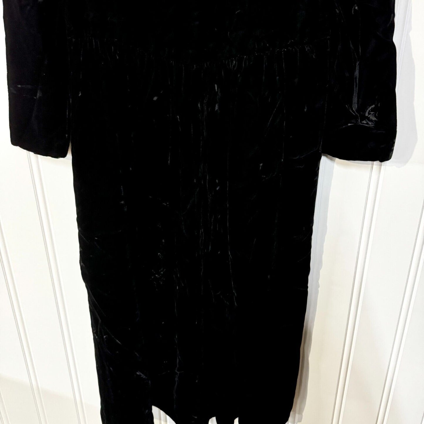 70s Vintage LANG Dress Women Size 14 Black Velvet Maxi Lace Collar Long Sleeve
