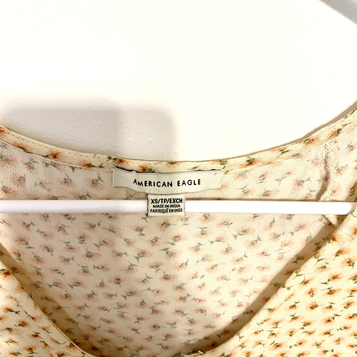 AMERICAN EAGLE Dress Women Size XS Ivory Cottage Core 100% Viscose Floral Mini