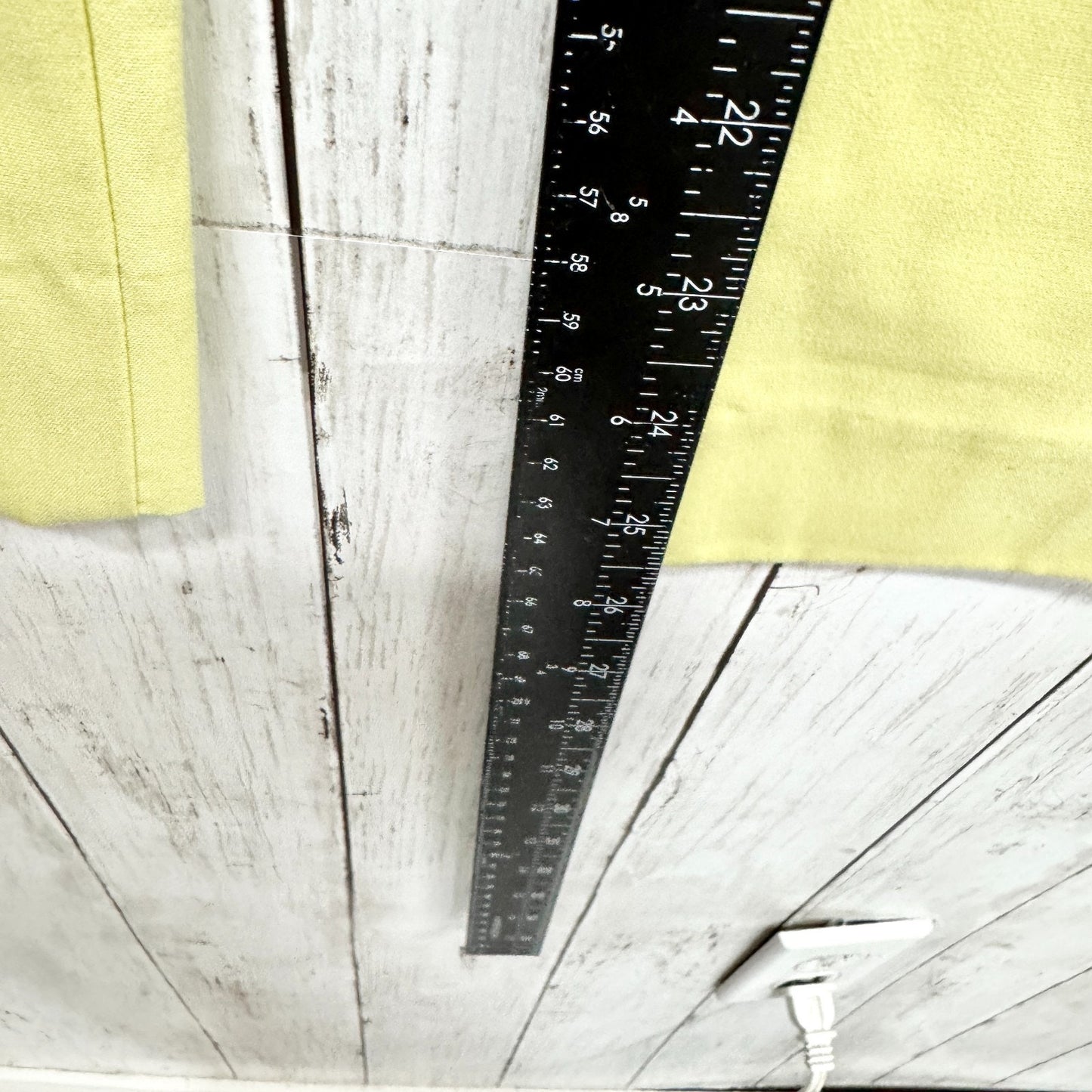 Zara Pants Women Size 2 Pale Matte Yellow Tapered Straight Pants Zip Fly Pockets