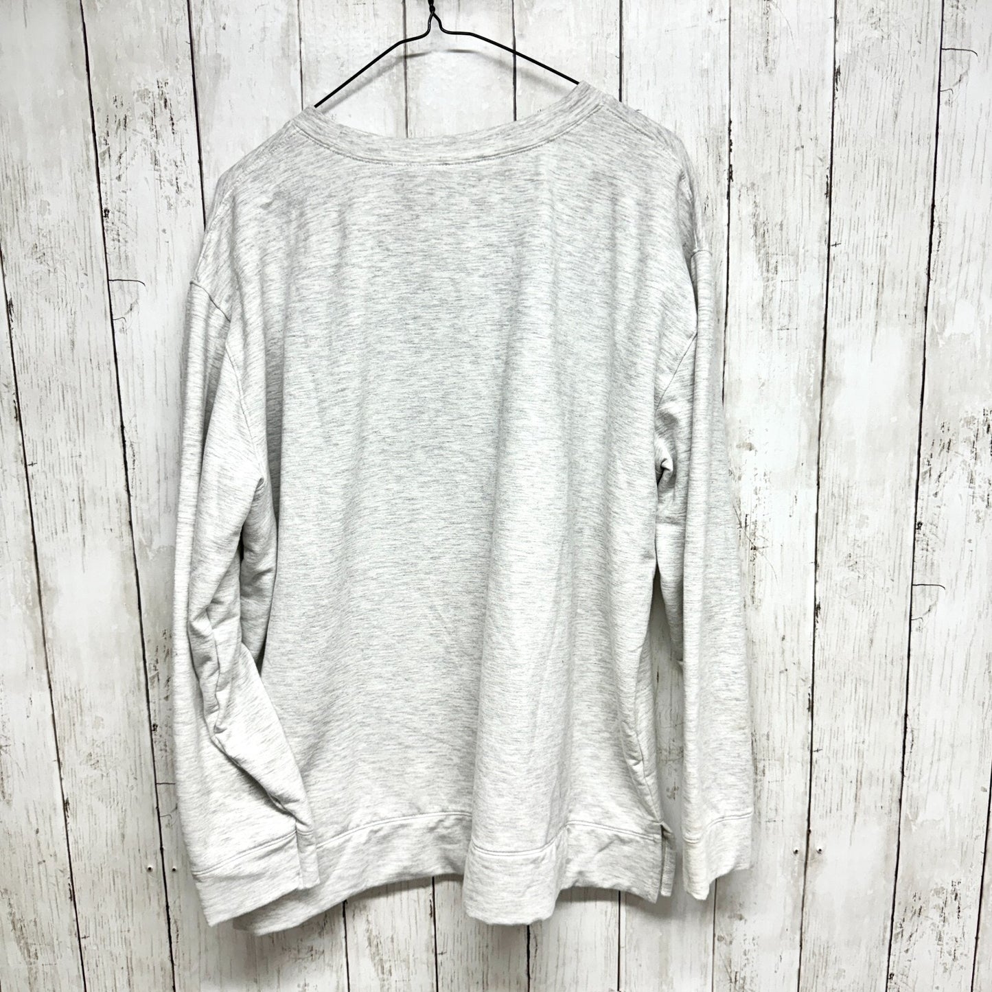 Carolina Panthers Womens XXL Crewneck Sweatshirt Sweater Script Fuzzy Gray