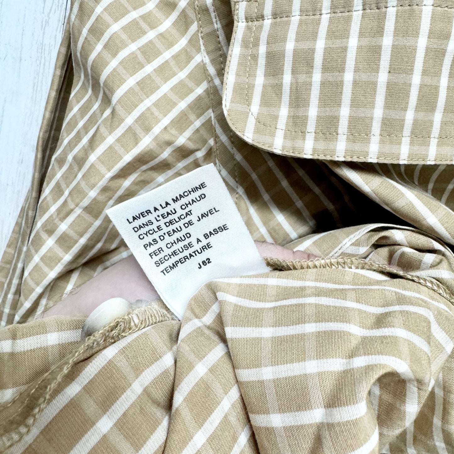 LizSport Shirt Men Size Large Tan Plaid Collared Cotton Long Sleeve Button Down