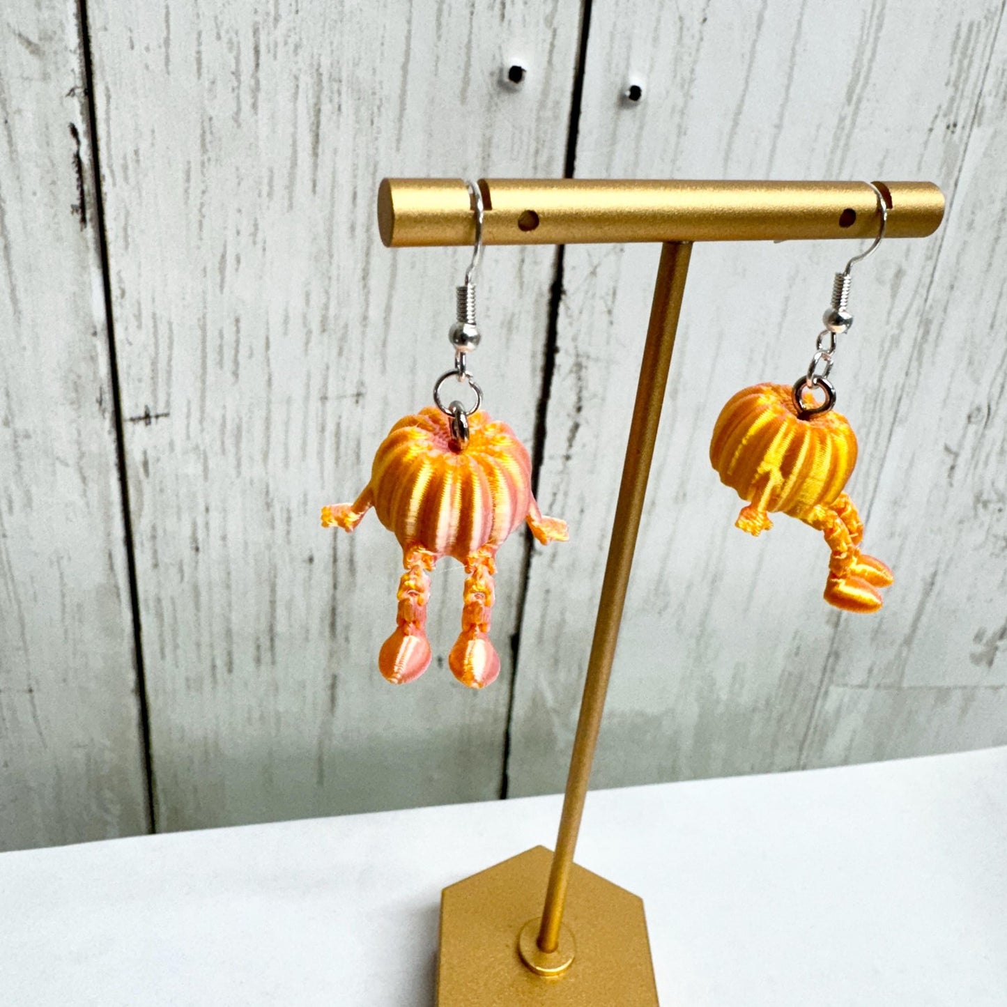 3D Printed Pumpkin Earrings – Cute Fall Sitting Pumpkins for Halloween or Autumn